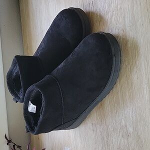 COPY - SO | Women’s Black Faux Fur Winter Ankle Boots